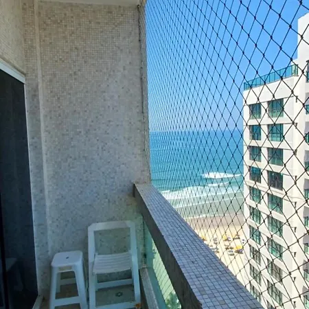 Apartamento Pé na Areia na Praia das Pitangueiras-3